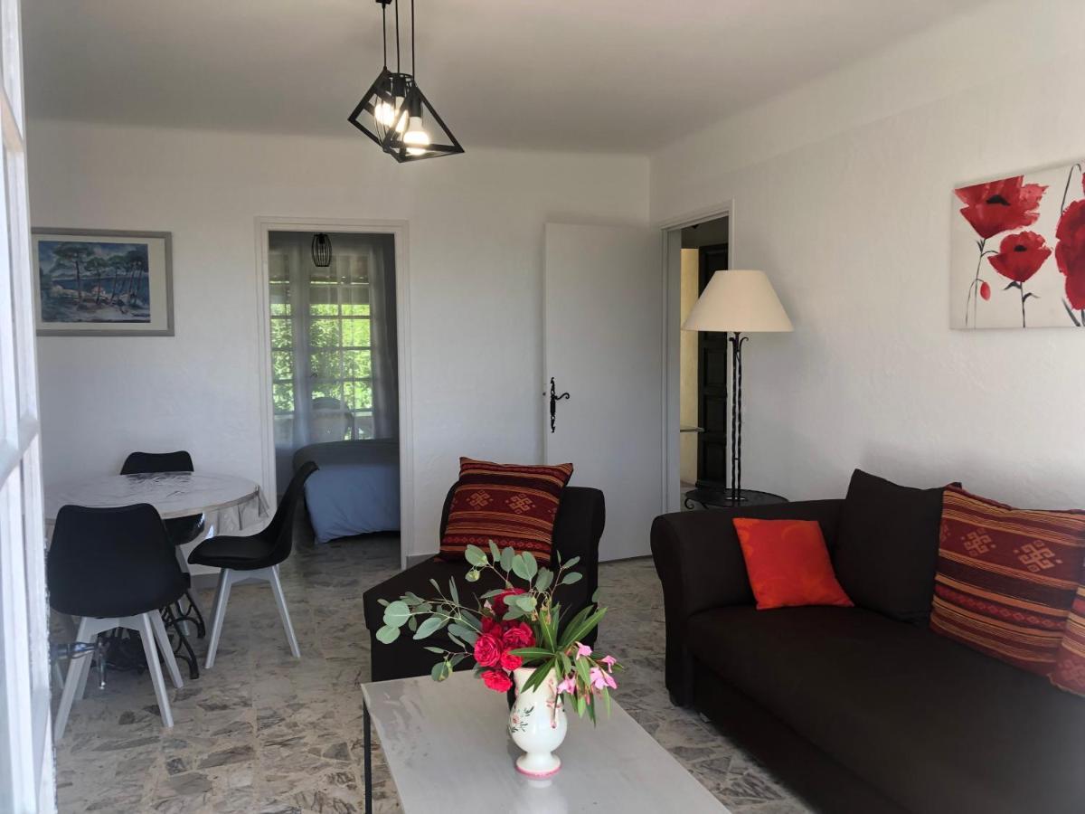 Villa Entiere Au Calme Dans Village Provencal Peymeinade Exteriör bild