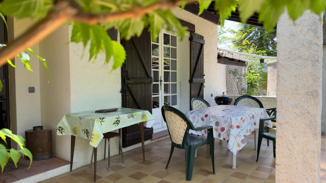 Villa Entiere Au Calme Dans Village Provencal Peymeinade Exteriör bild