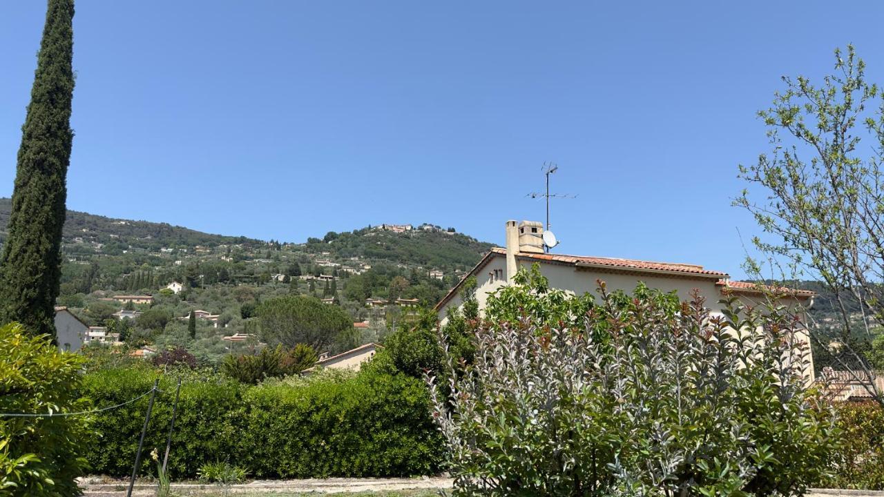 Villa Entiere Au Calme Dans Village Provencal Peymeinade Exteriör bild